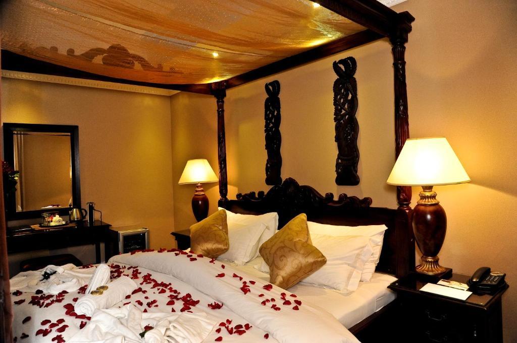 Anta Boga Hotel بلومفونتين الغرفة الصورة